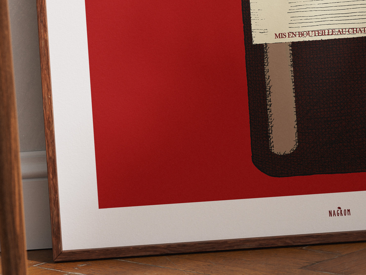 Bouteille de Vin de Bordeaux, sur fond bordeaux